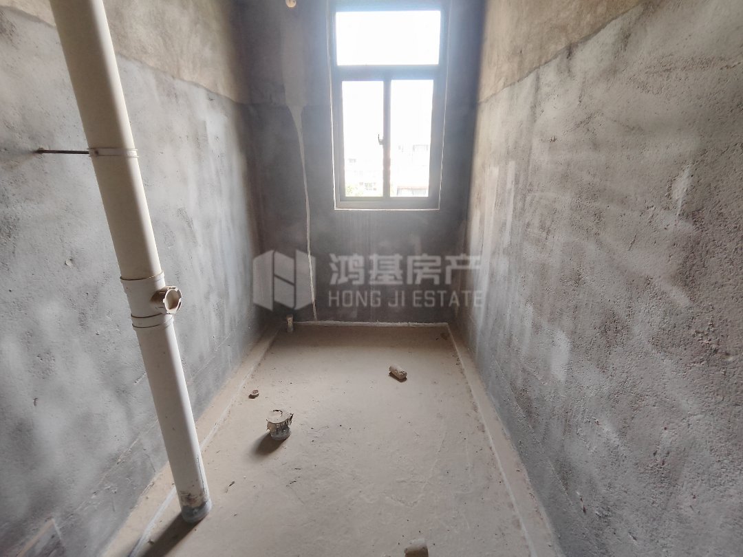 正荣大湖之都朗逸湾,大湖之都,地铁口附近 正三房,带车位12