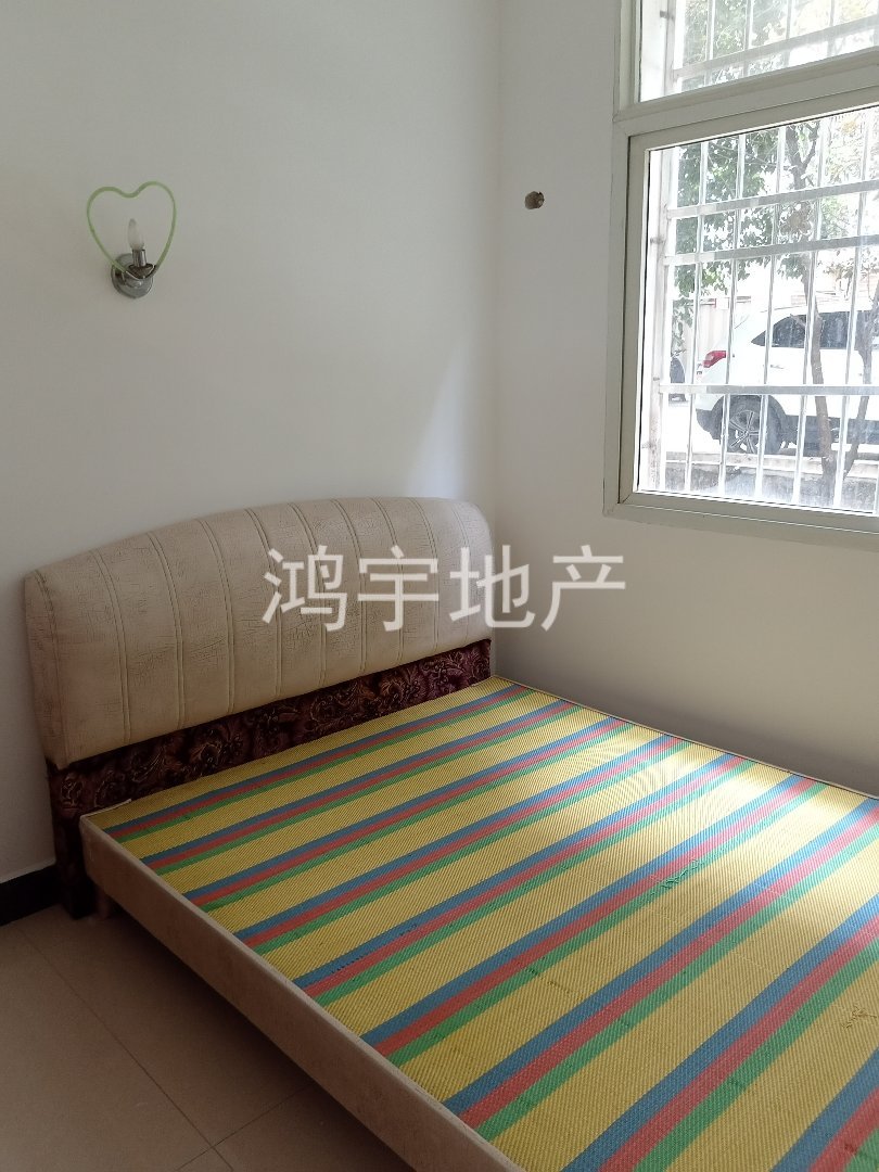 伟业公园路小区,龙泉公园旁 楼梯三房 视野好7