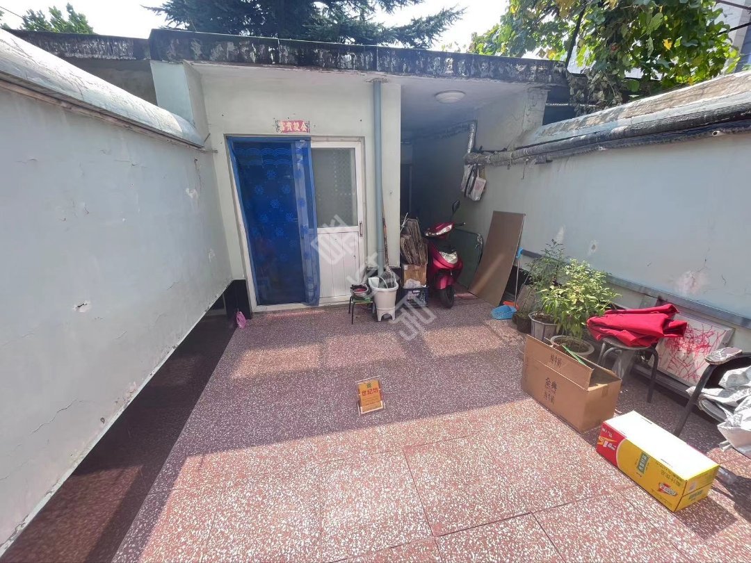 新市街广电家属区,广电家属区(新市街) 二楼?三楼,150平米10