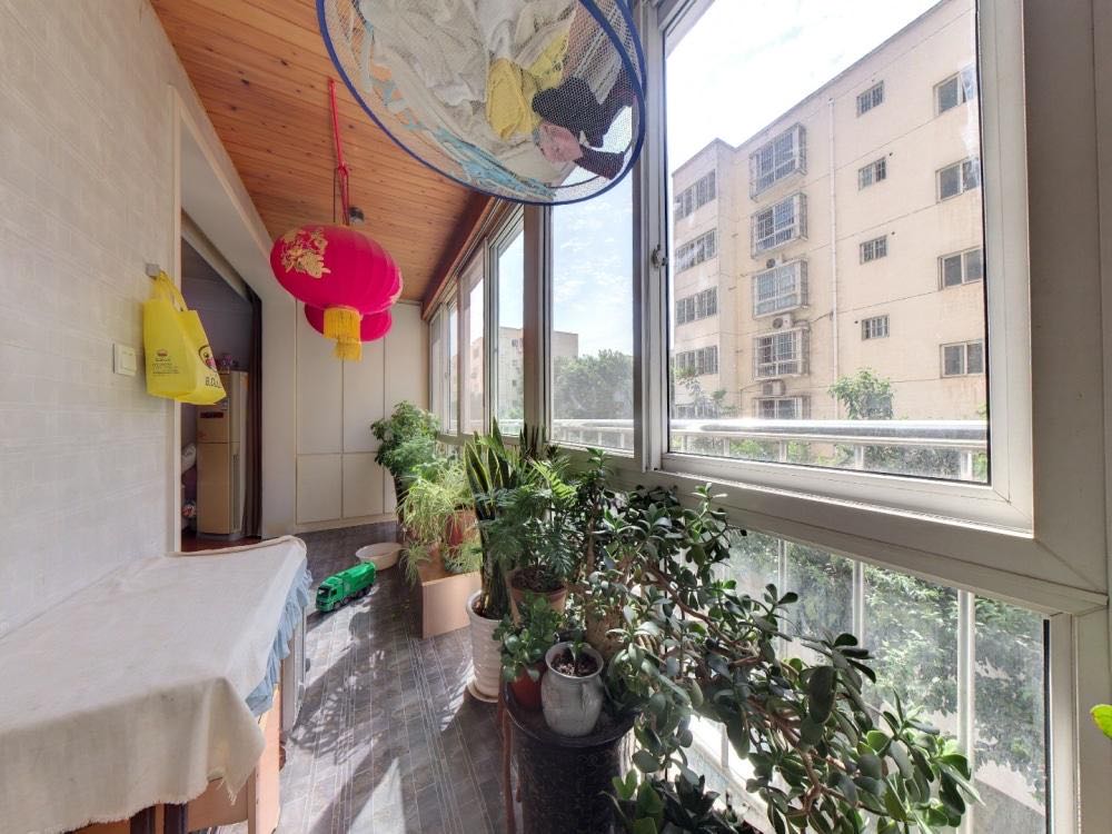 曲景花园,建设路(曲景花园)三室板式高层一梯两户5