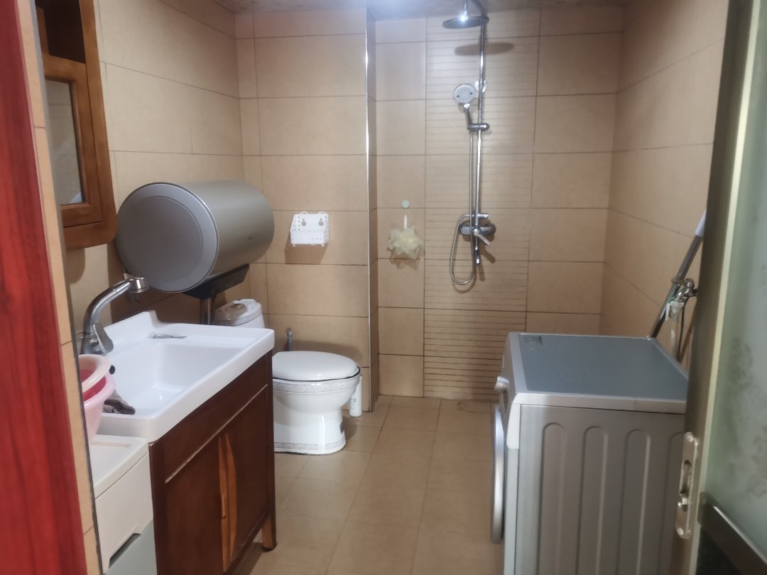 绿丹江苑南区,绿丹江苑南区商品房,电梯直达可贷款,价钱可谈4