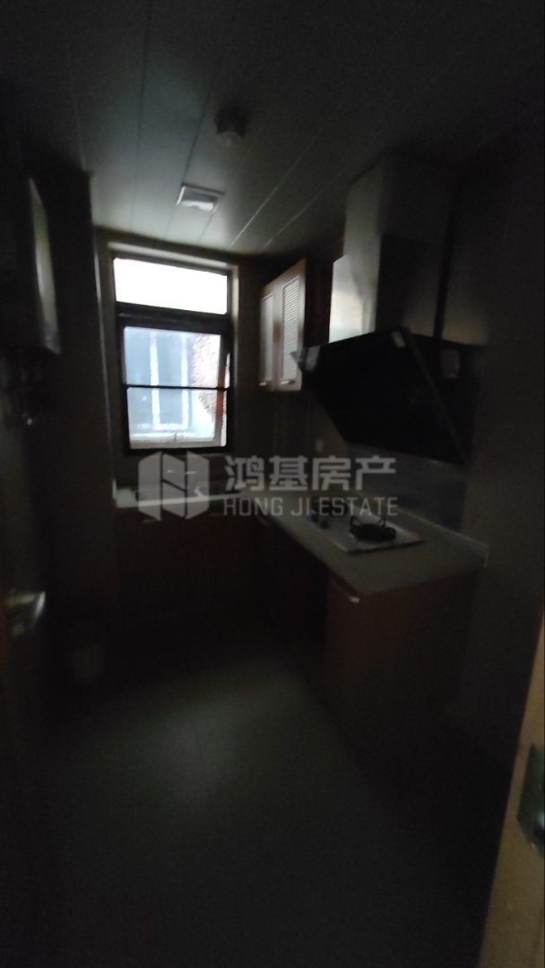 万科城,精品好房,楼层好,视野广,万科城2室2厅1卫1阳台!6