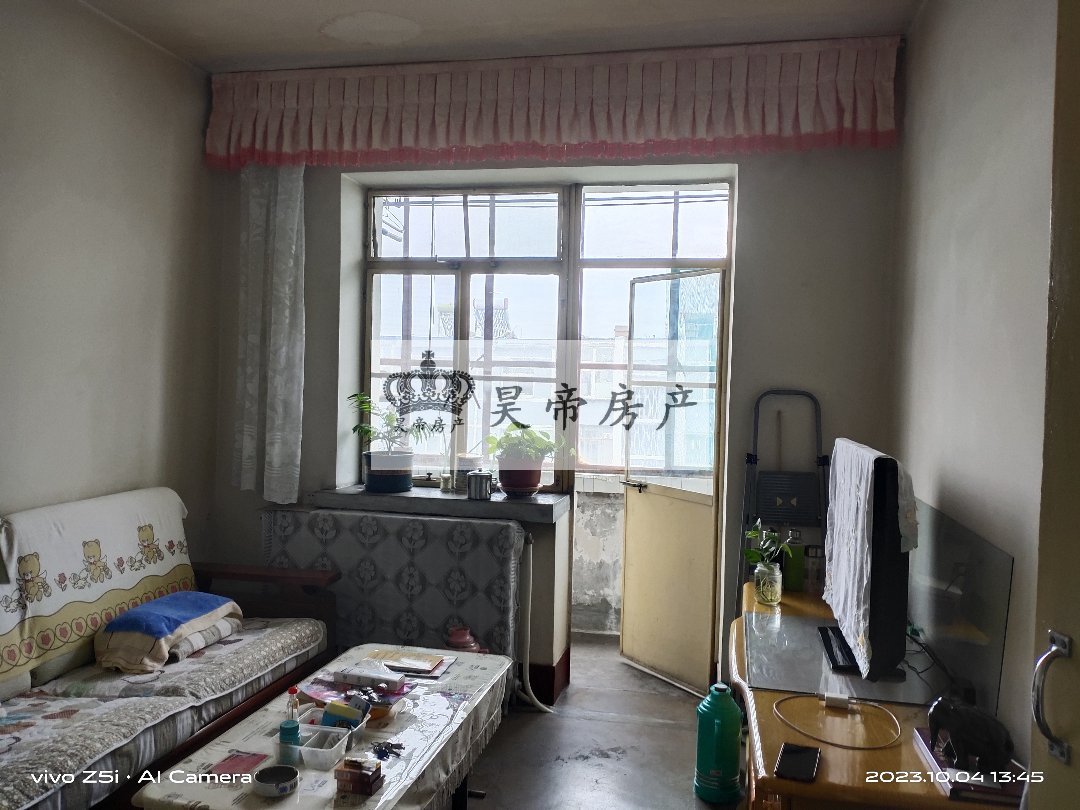 冶炼厂家属院,四龙路冶炼厂家属院一小八中附近可租可售出行方便地段繁华采光好9