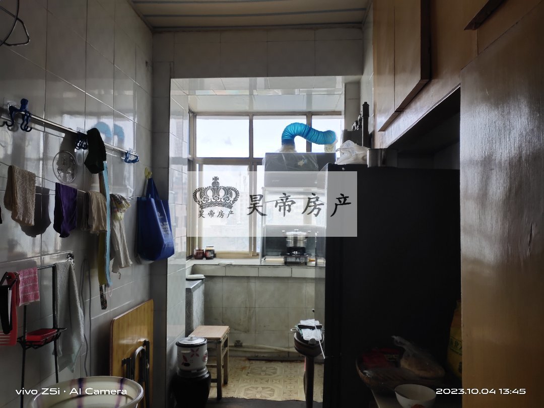 冶炼厂家属院,四龙路冶炼厂家属院一小八中附近可租可售出行方便地段繁华采光好2