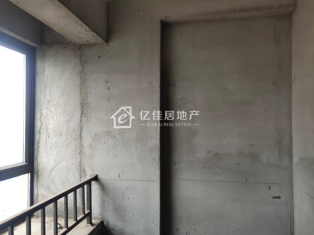 万汇城,新体育场附近万汇城,一梯一户大四室,全天采光!5