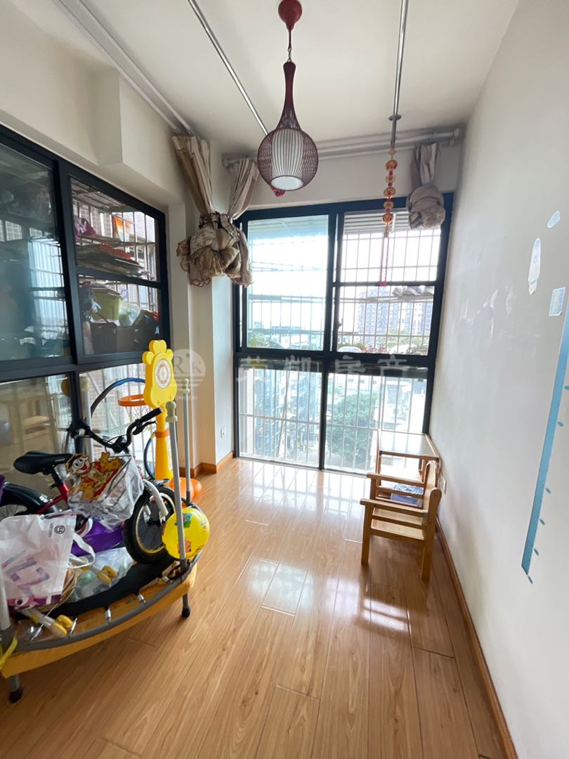 明源方亭雅筑,小区干净整洁,周边配套成熟进出方便12