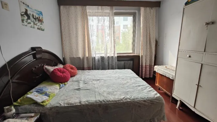 中央北街四段,3楼,家具家电齐全不管取暖