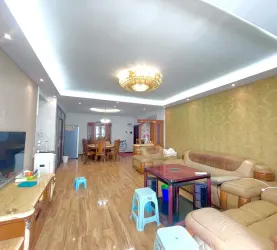 汇川区-汇川-凯旋城