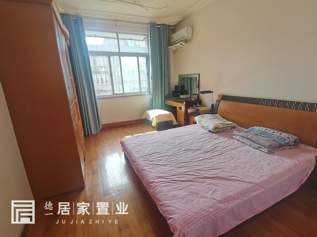 水牛城农行住宿区,加装电梯上面加盖隔热层大平层二中二小 带一个40平左右架空层6