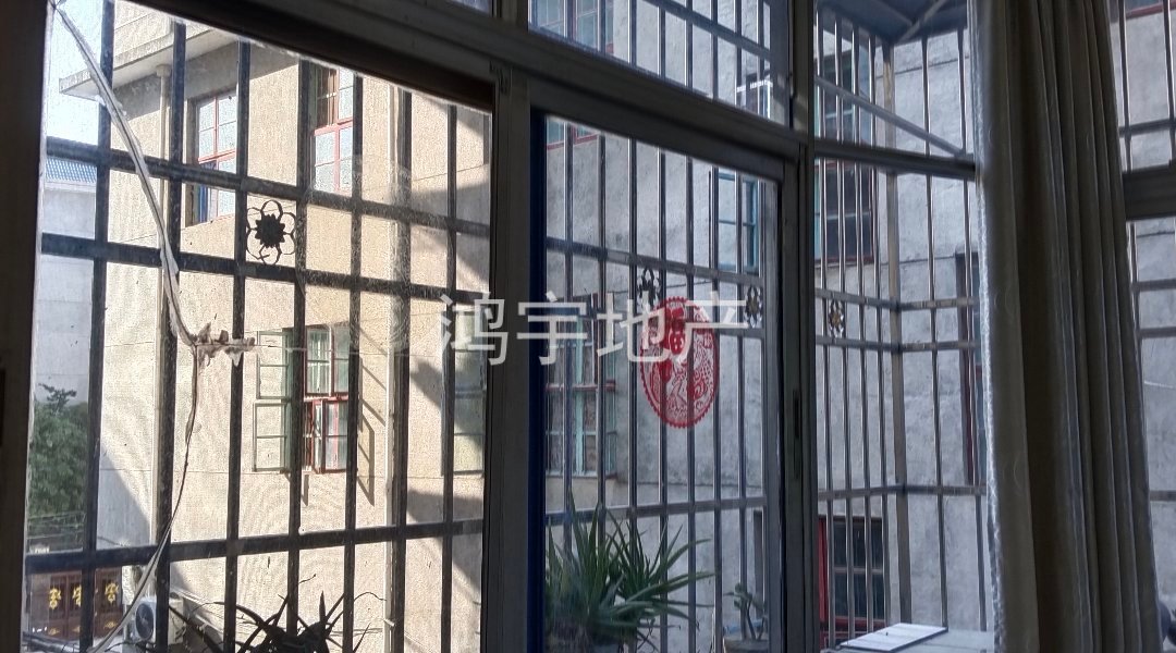 新联路,四里居委会东侧房产公司集资房三房5