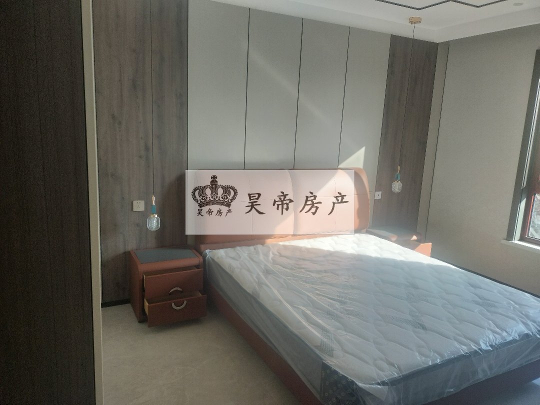 银时代北区,银时代北区,四室两厅三卫南北通透,精装修,带车位,储藏间6