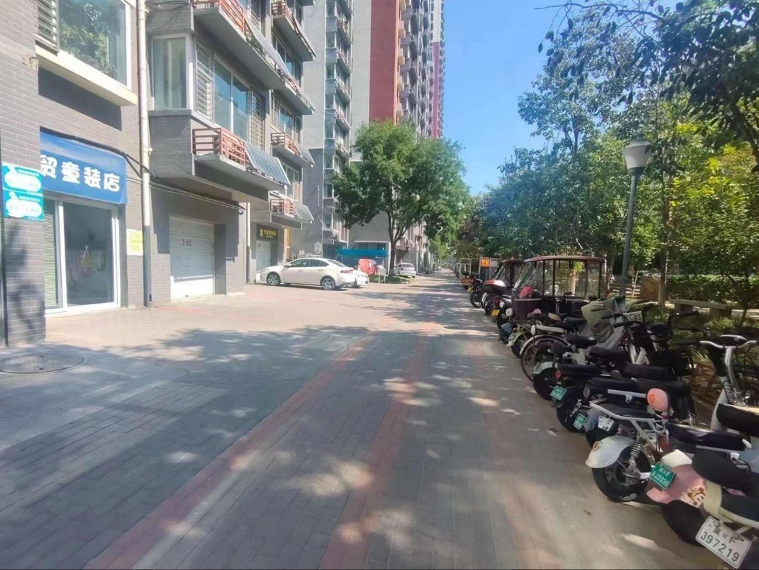 丽景蓝湾B区,华中甄选好房 丽景蓝湾精装两室两厅随时看房8