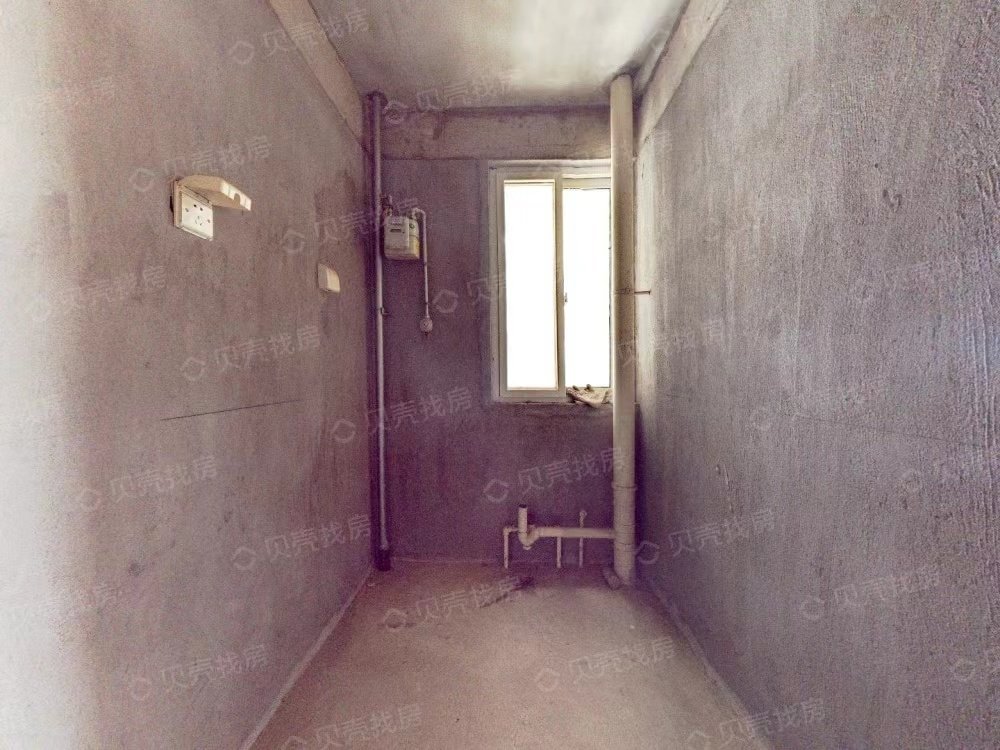 文林佳苑,渭城区文林路。文林佳苑电梯两室毛坯全产权可按揭3