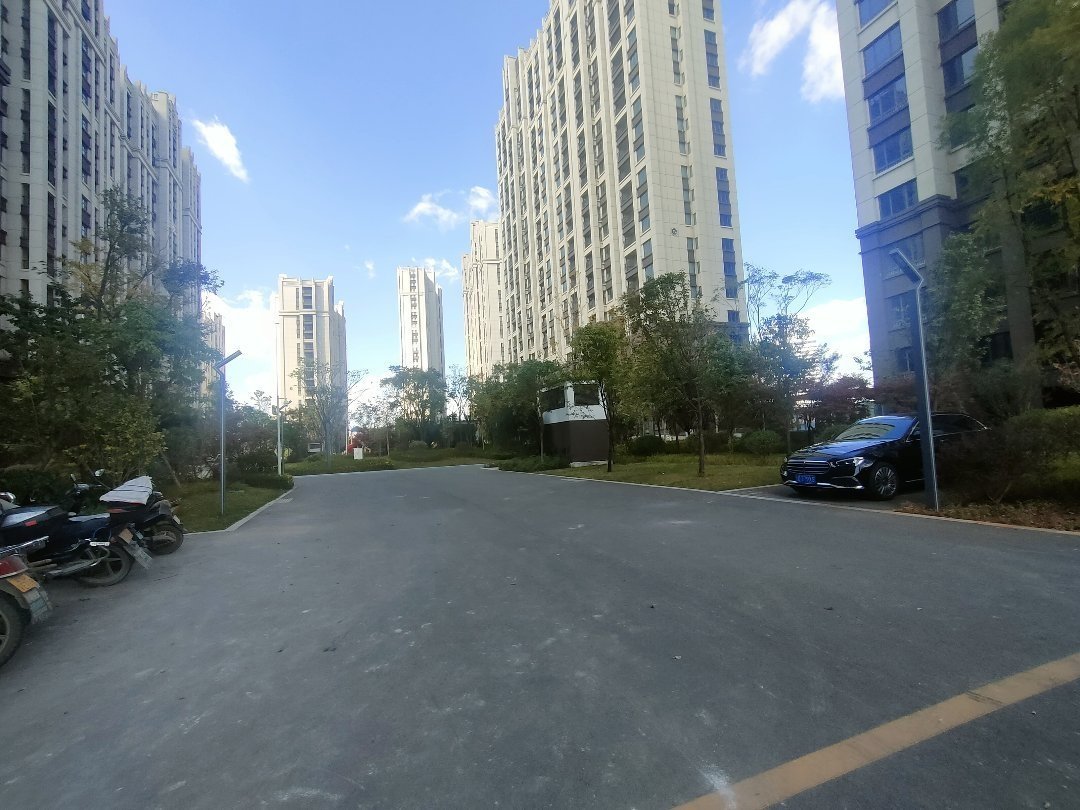 石林福小区,石林福小区3室2厅1卫1阳台,交通便利,设施齐全11