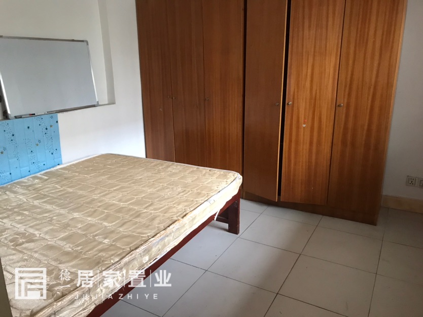外贸局住宿局,二中附近 单位小区两房诚心出售7
