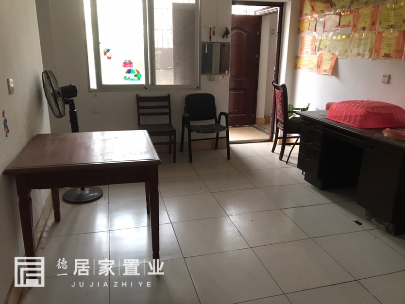 外贸局住宿局,二中附近 单位小区两房诚心出售3