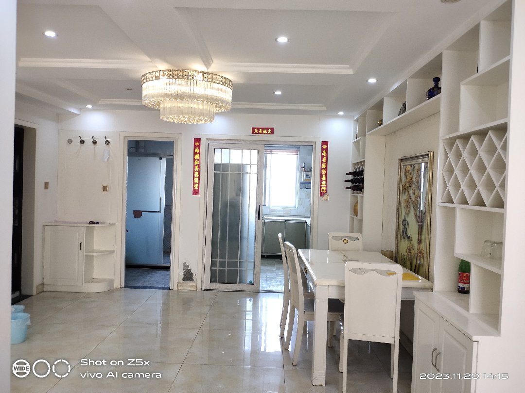 好运家园,金桥学校附近,3室2厅2卫,精装全屋家具,带车库12