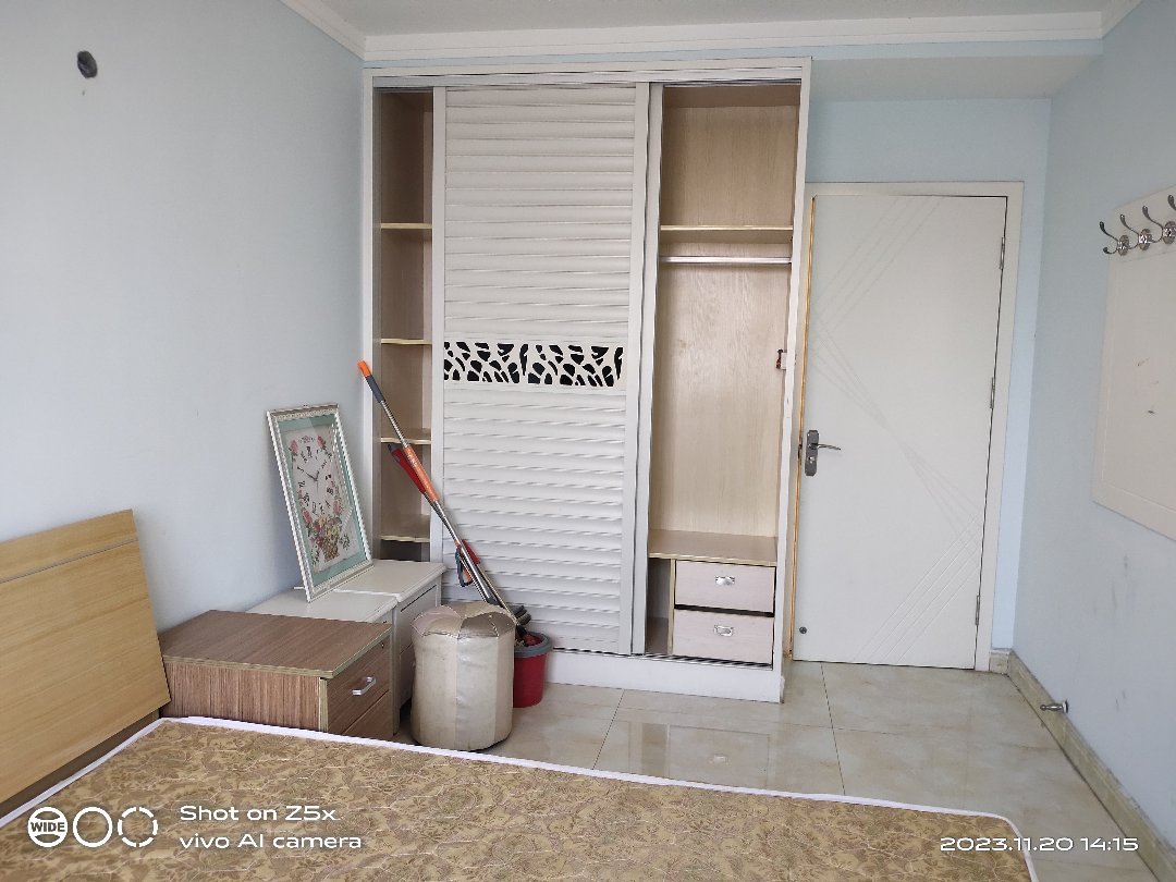 好运家园,金桥学校附近,3室2厅2卫,精装全屋家具,带车库3