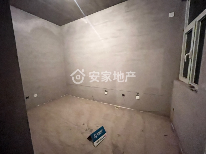 港府名都,港府名都,好地段。对面就是学校7
