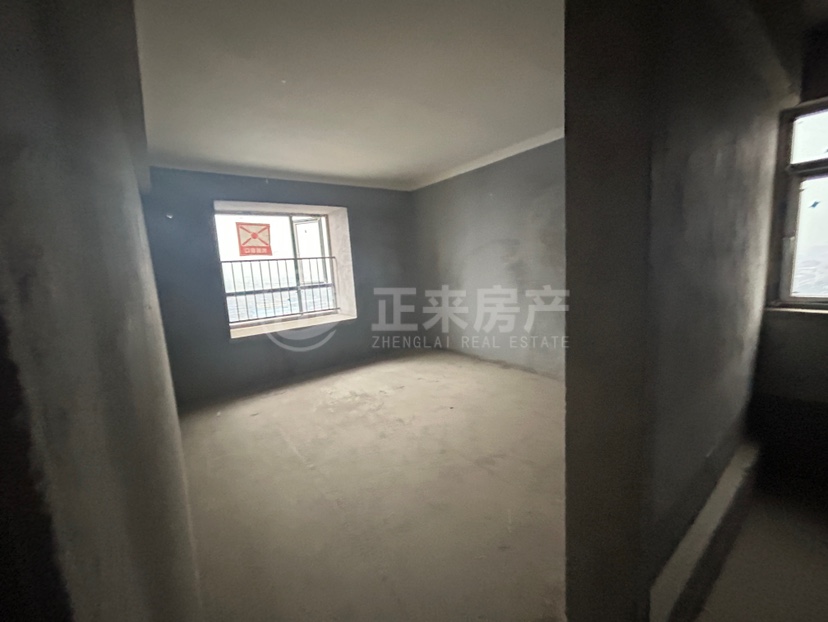 恒大思远公馆,'大三室,一梯两户两个卧室朝南1