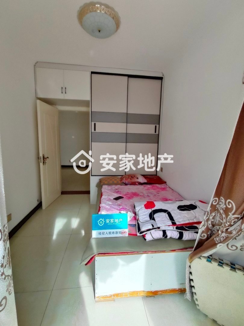 涑水苑,涑水苑电梯两室可改三室,普通装修,有房本6