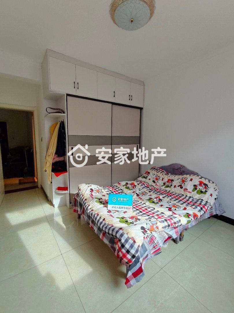 涑水苑,涑水苑电梯两室可改三室,普通装修,有房本1