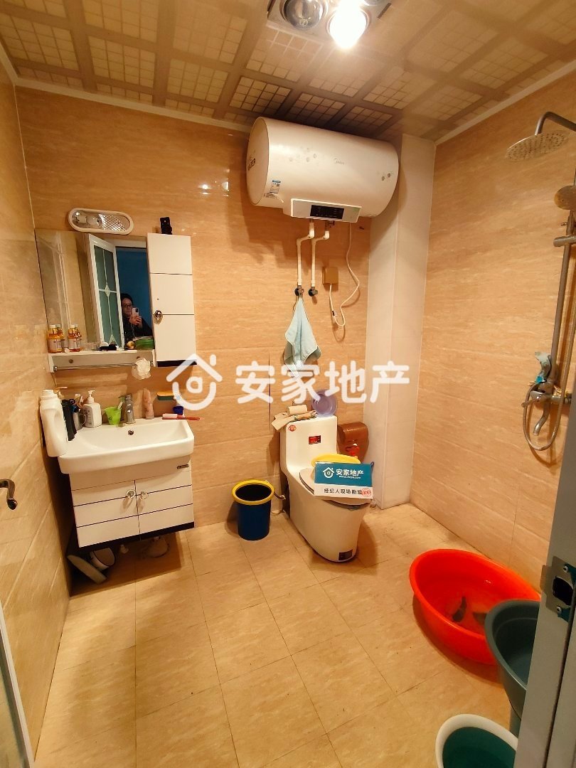 涑水苑,涑水苑电梯两室可改三室,普通装修,有房本5