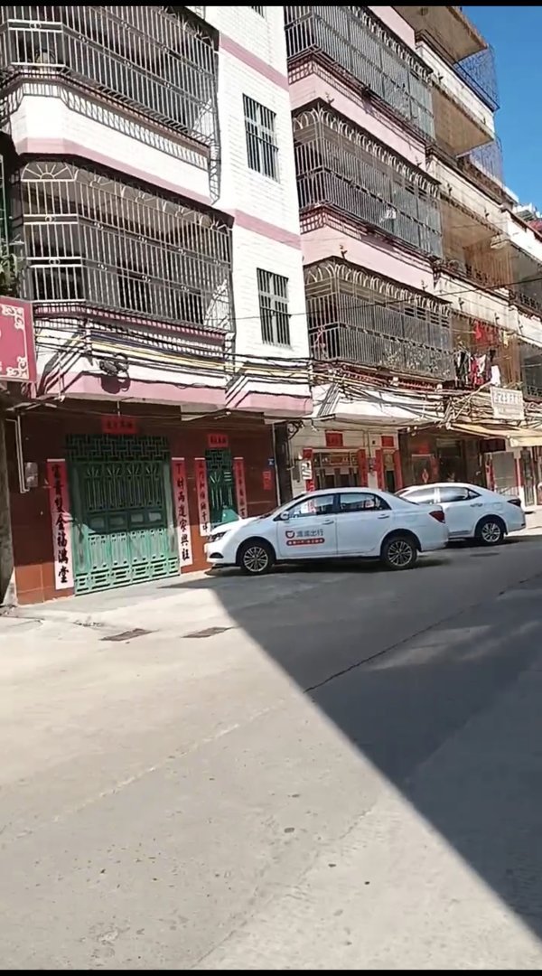 永湖村,街铺整栋出售,位置中心,人流秘籍,价格朋友3
