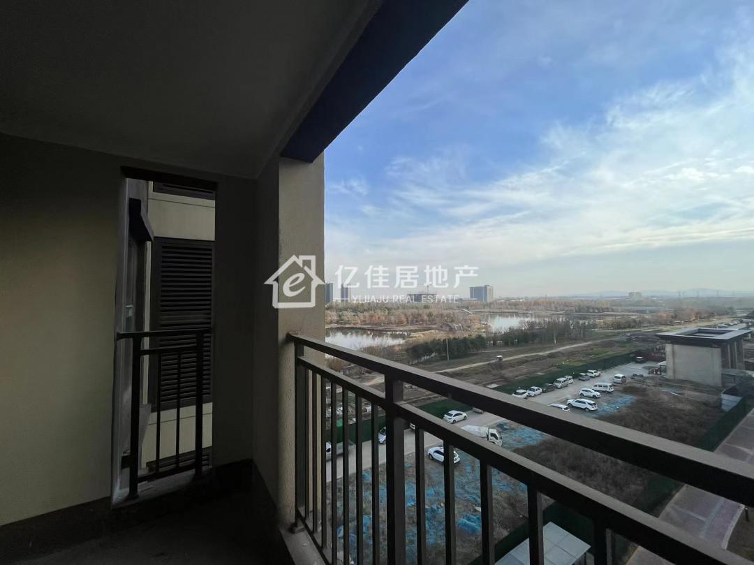 建业公园里,建业公园里东边户好楼层,中央公园观景房2