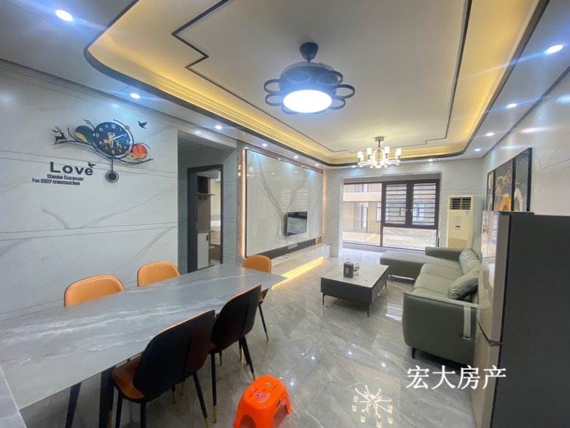 中梁国宾壹号,城东片区.精装修.即买即可入住3