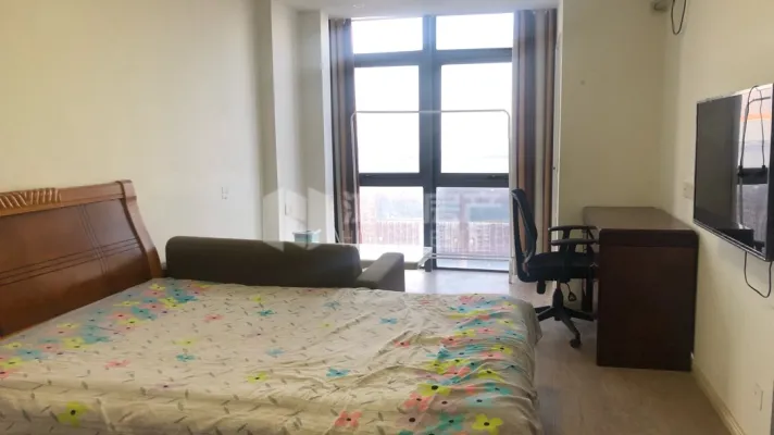 1室1厅1卫1阳台1300元/月,环境幽静,居住舒适