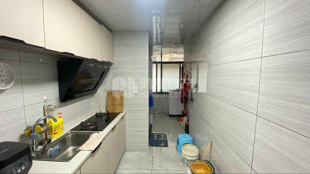 铁路六村,环境好,小区好停车出行方便9