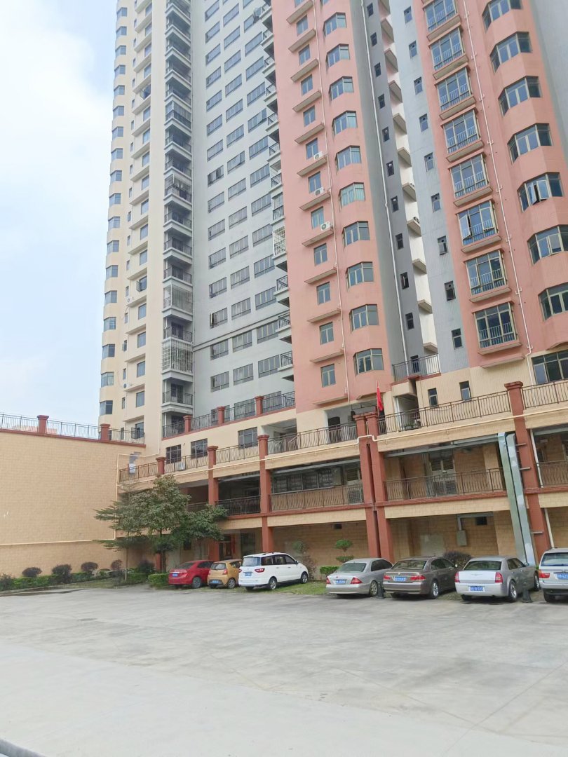江湾一号,江湾一号电梯中层 阳台南向 3室2厅2卫2阳台 交通方便15