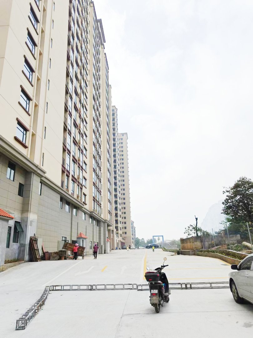 江湾一号,江湾一号电梯中层 阳台南向 3室2厅2卫2阳台 交通方便14