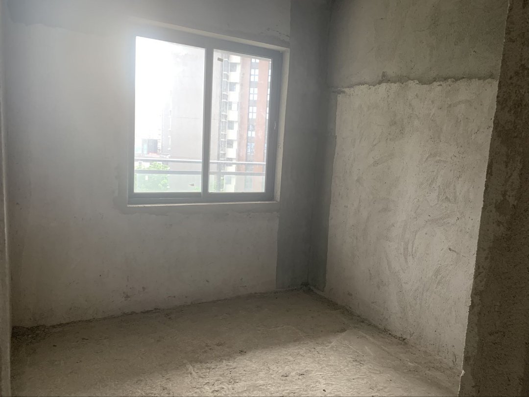 豪美湖景湾,豪美湖景湾西区,毛坯3室2厅1卫1阳台,交通便利,设施齐全7