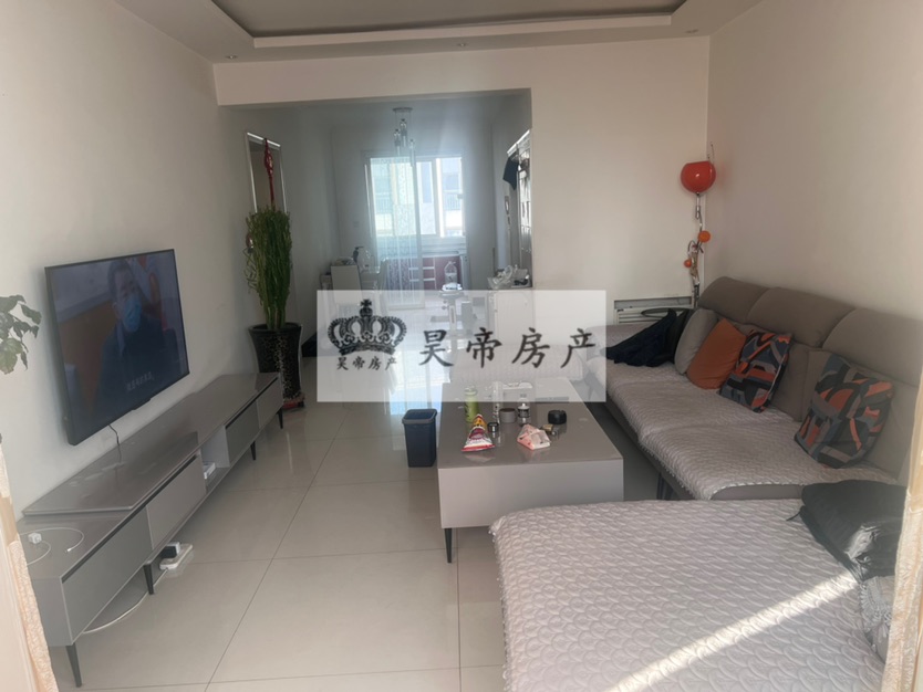 和顺小区,西村十字。好楼层可拎包入住。9