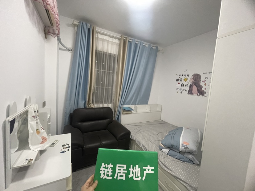 盈彩美地,房子全新装修,三房两卫,房子保养好7