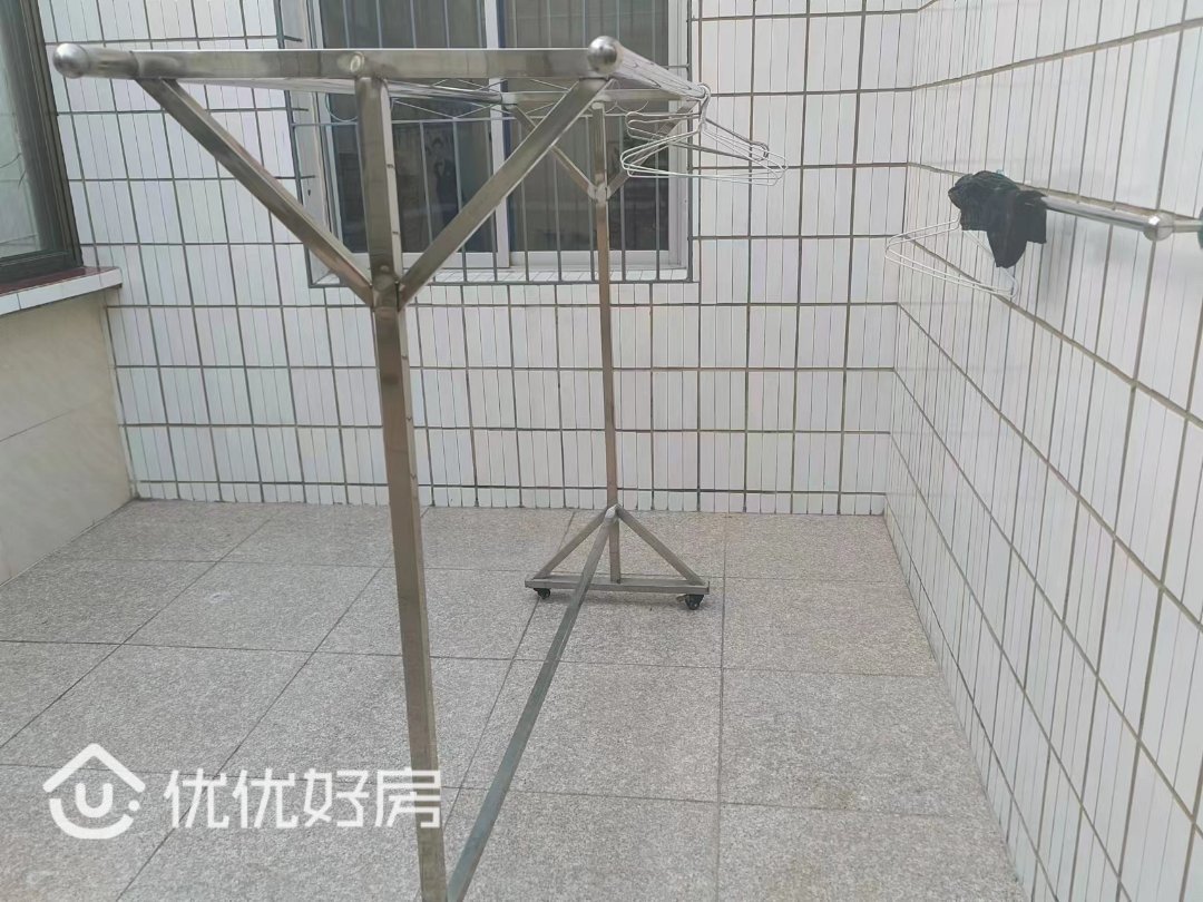 冠建小区,冠建双好超市后面蔬州园别墅,业主急售3