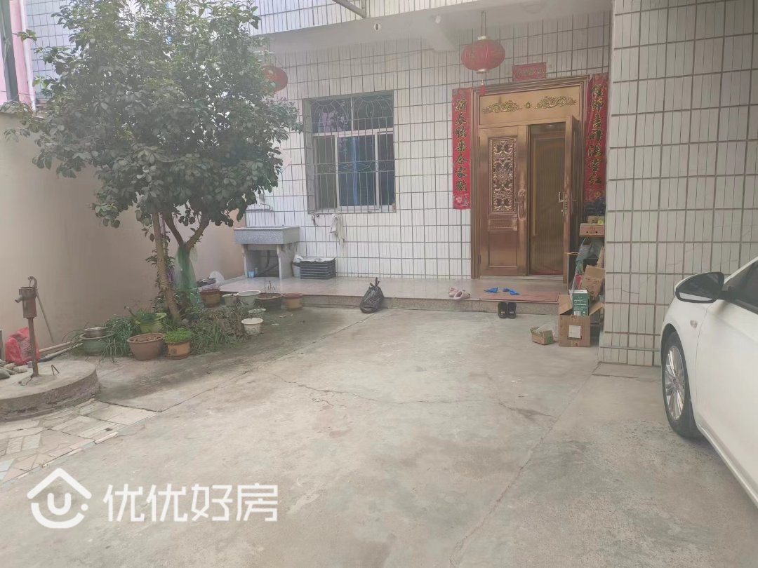 冠建小区,冠建双好超市后面蔬州园别墅,业主急售13