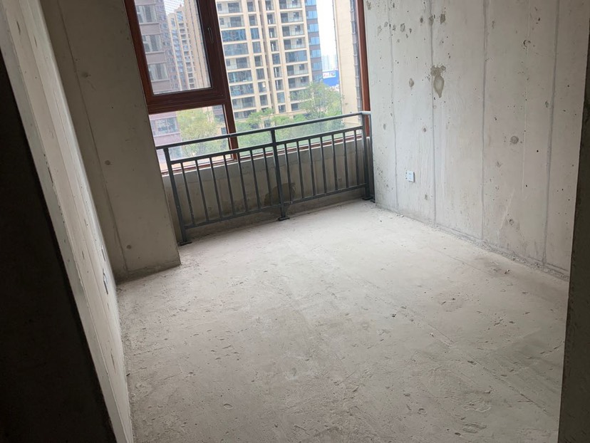 金博玫瑰园,金博玫瑰园4室2厅2卫2阳台毛坯9
