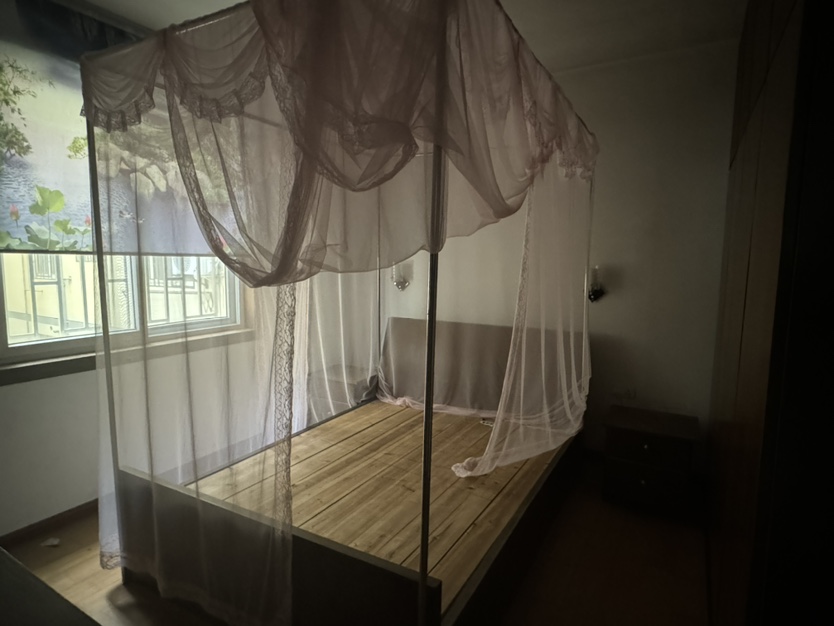 师大北苑,师大北苑育才本部已交费加装电梯,128平三房两厅两卫,3