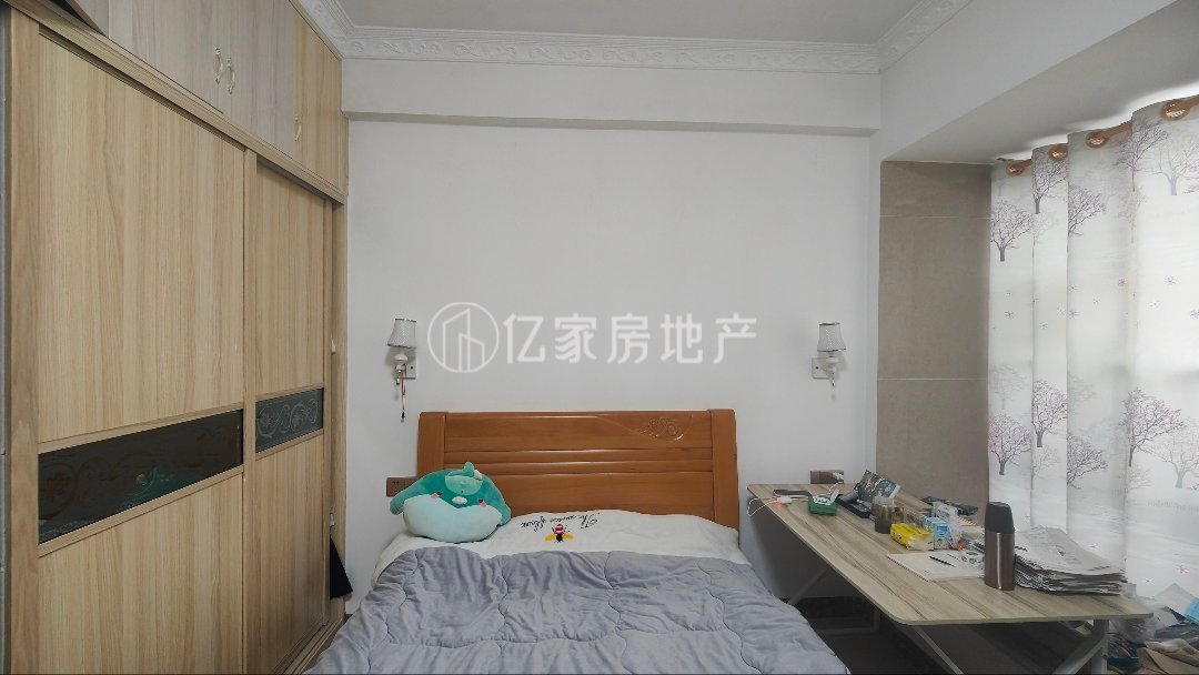 富盛广场,富盛广场精装2房84平方,家具家电齐全,拧包入住,仅售51万6