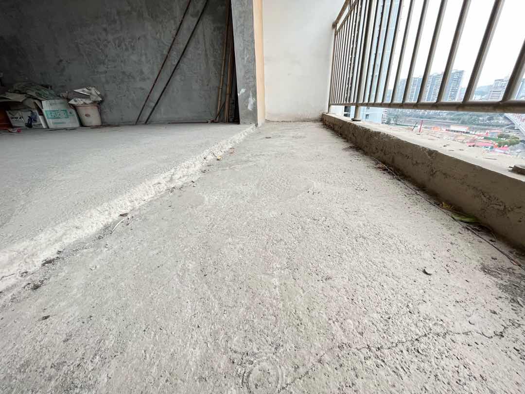 凤凰城天怡园,现房毛坯大户型上施州5