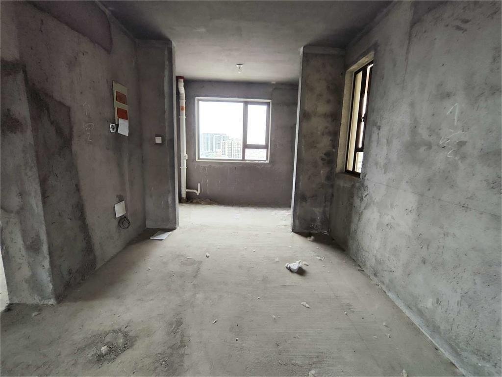帝景首府,好楼层,户型好,业主诚意出售9