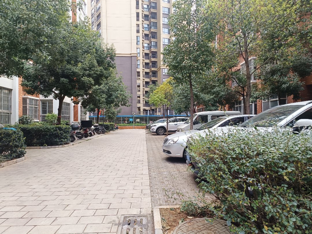 丽水金都,单元房中间楼层,精装修,房东急售13