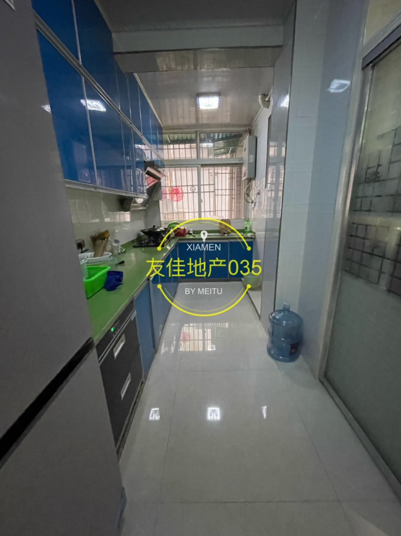 阳光花园,14473阳光花园电梯三房两卫出售,房子户型方正,满五7