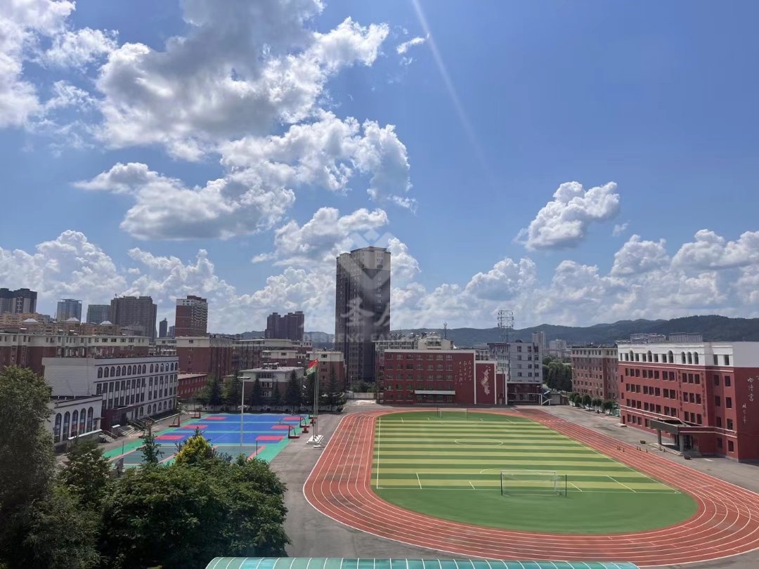 银河教委住宅楼,二中东门 三室西朝阳 下楼就是二中 全天阳光.7