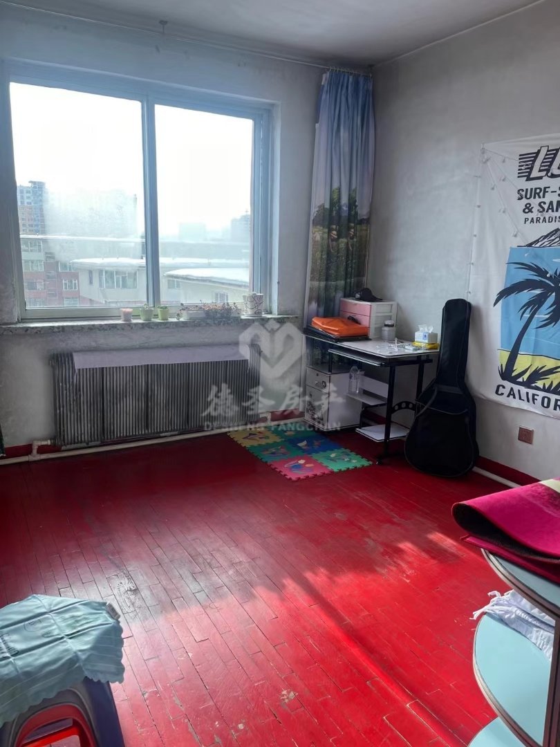 银河教委住宅楼,二中东门 三室西朝阳 下楼就是二中 全天阳光.4