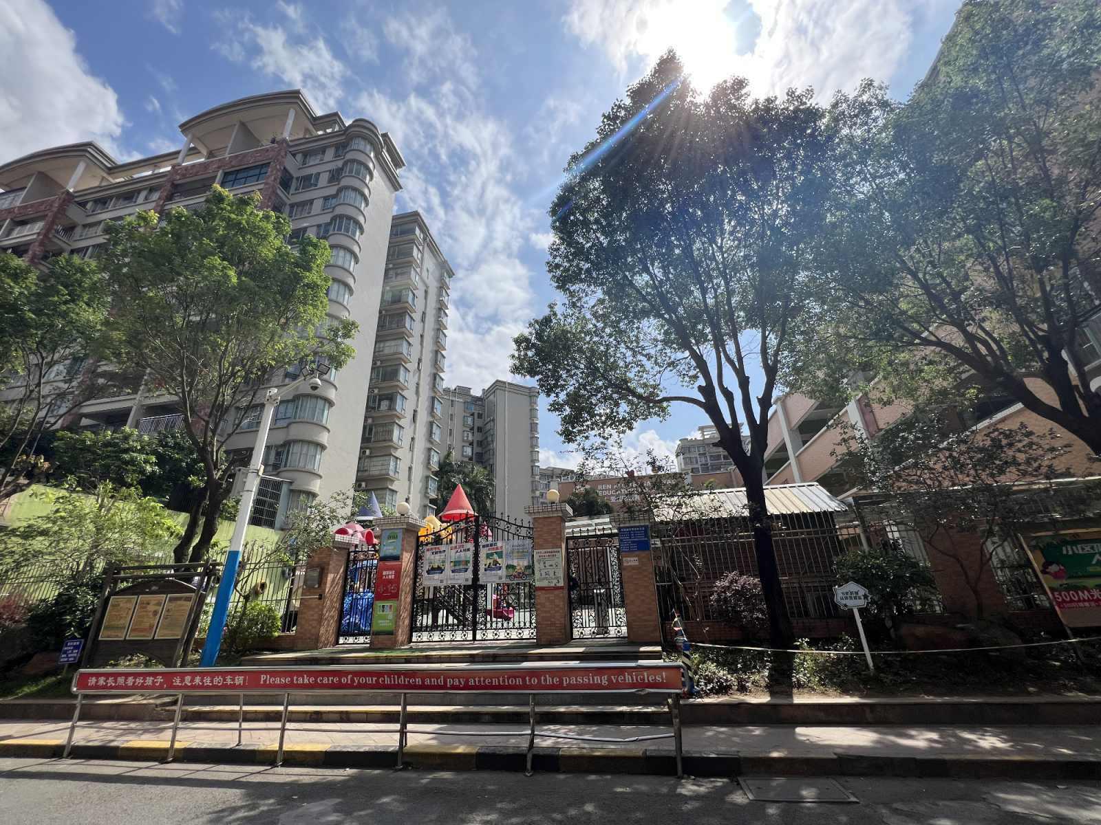 盈彩美地,房子全新装修,三房两卫,房子保养好12