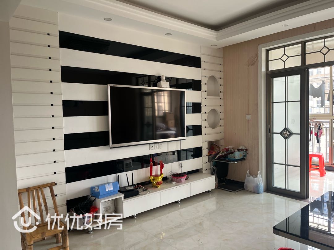 杰汇华庭,电梯好楼层,入住时间短1
